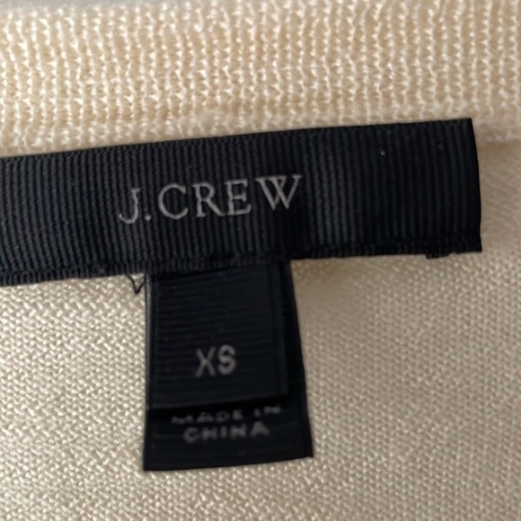 J.Crew Cream V-Neck Sweater bell sleeve B8 - Picture 2 of 4